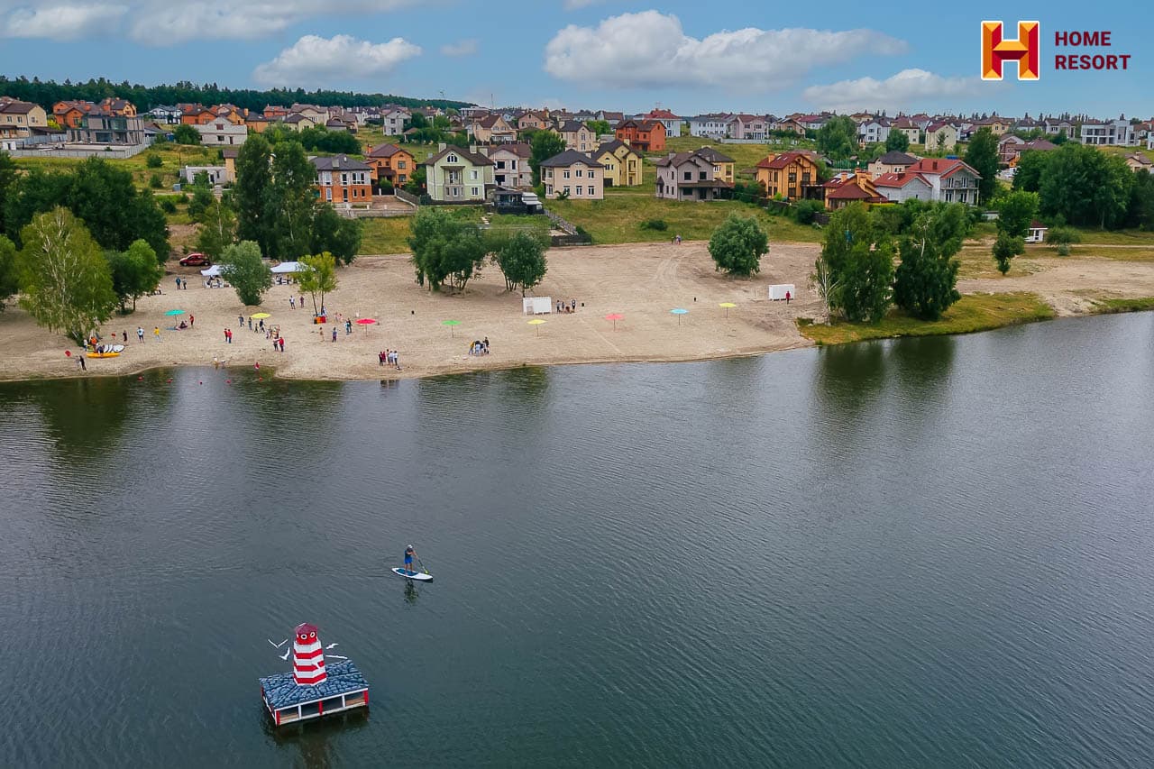 ЗОНА ВІДПОЧИНКУ НА БЕРЕЗІ ОЗЕРА