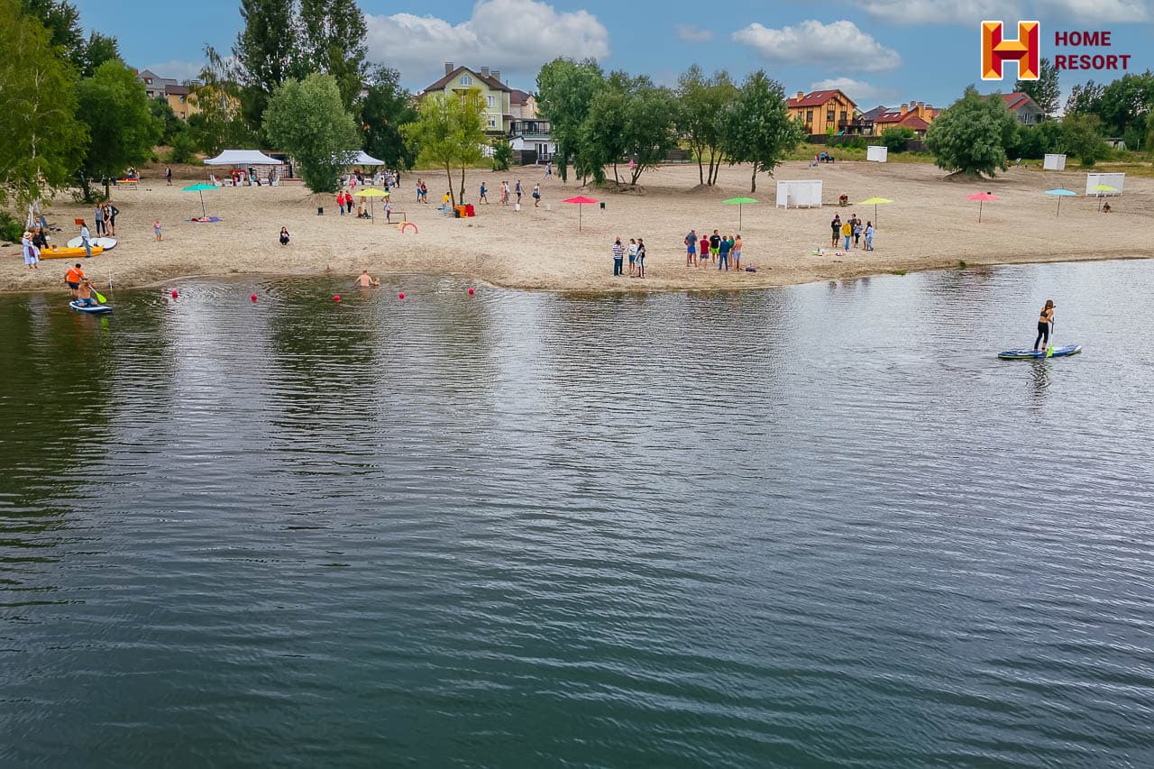 ЗОНА ВІДПОЧИНКУ НА БЕРЕЗІ ОЗЕРА